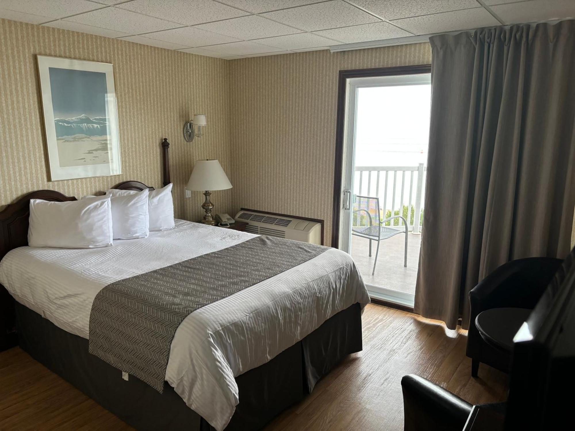 Motel Vue Belvedere Saint-Siméon エクステリア 写真