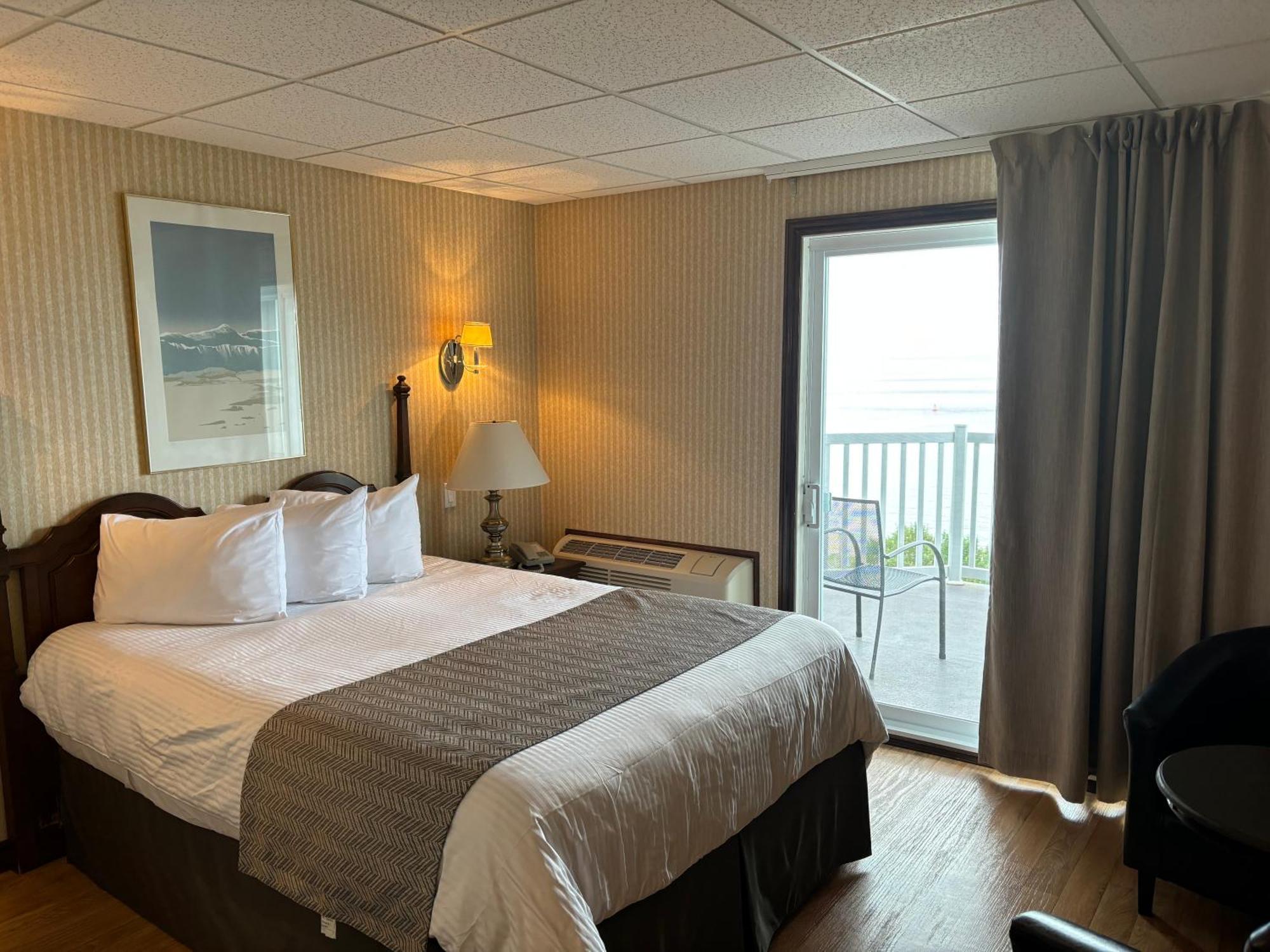 Motel Vue Belvedere Saint-Siméon エクステリア 写真