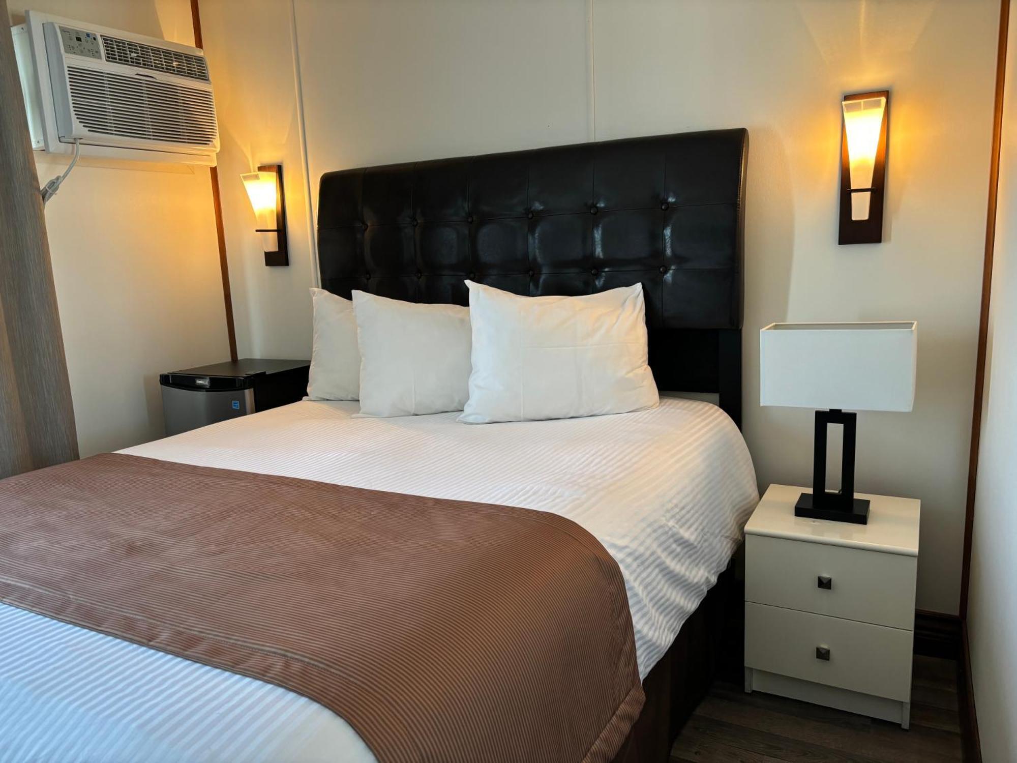 Motel Vue Belvedere Saint-Siméon エクステリア 写真