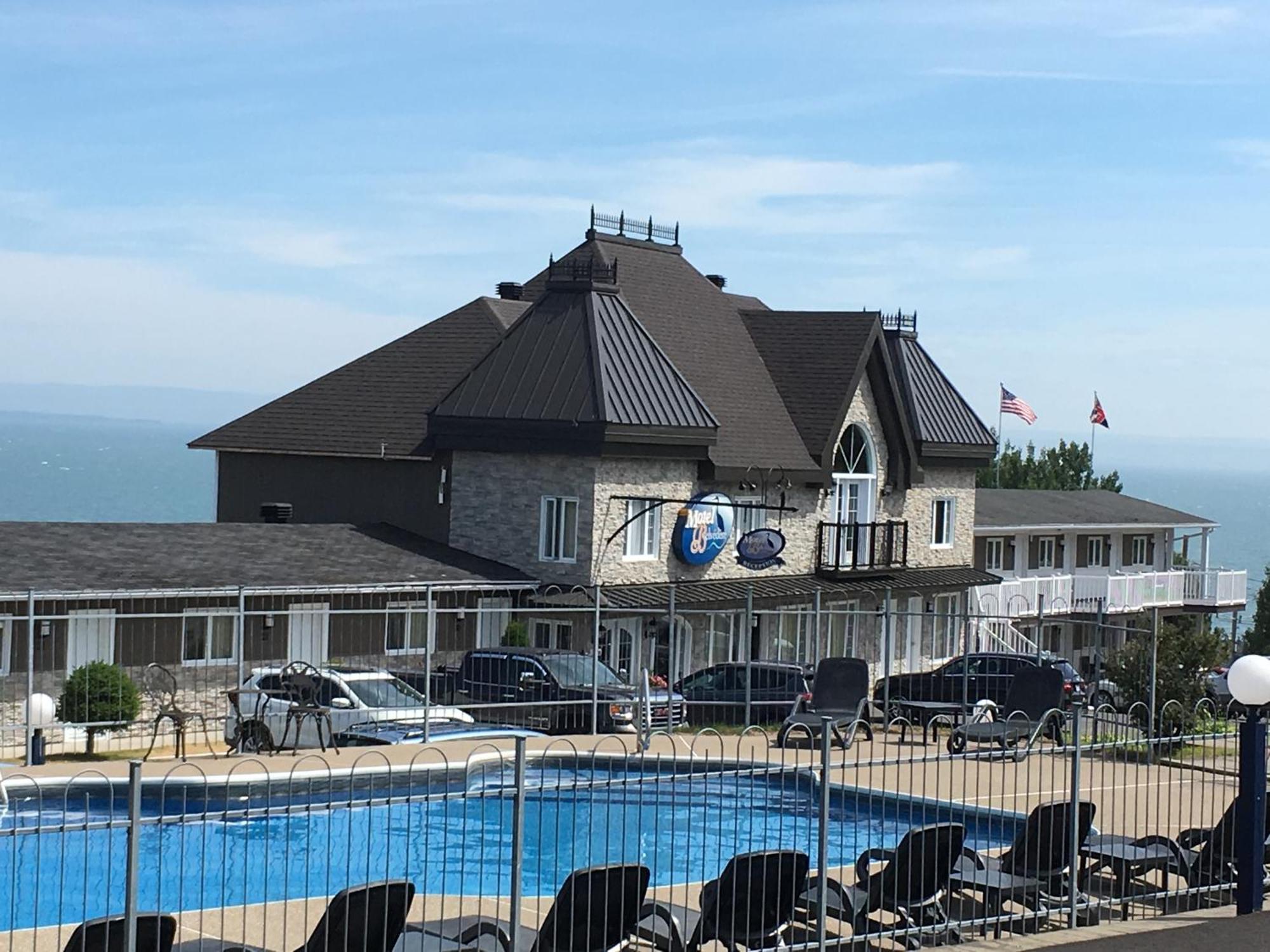Motel Vue Belvedere Saint-Siméon エクステリア 写真