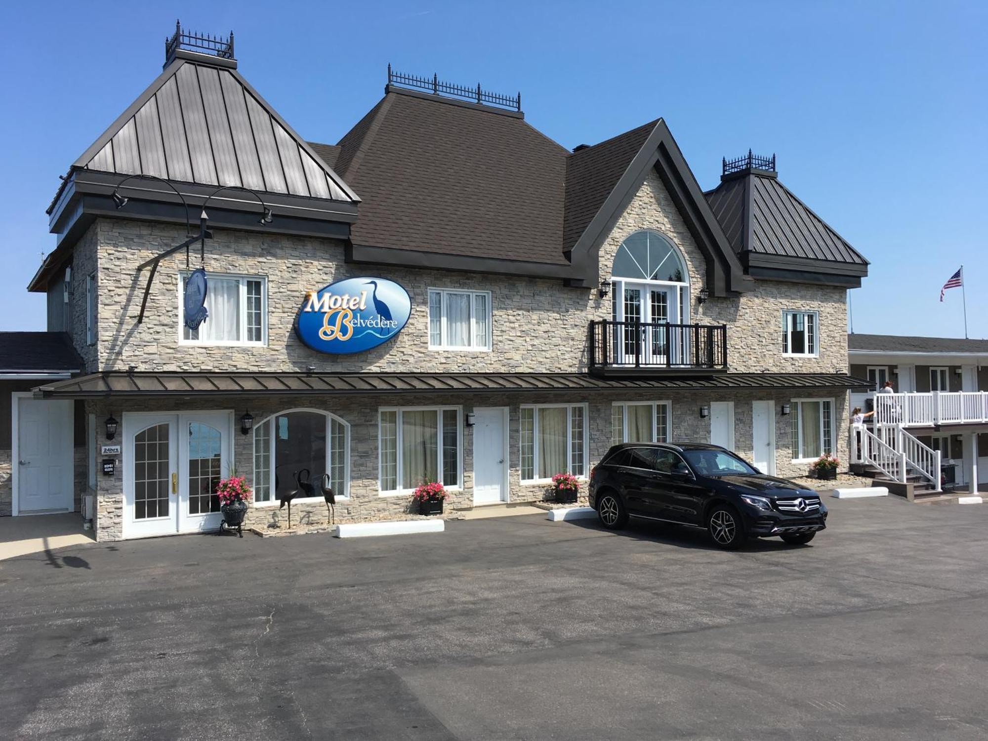 Motel Vue Belvedere Saint-Siméon エクステリア 写真
